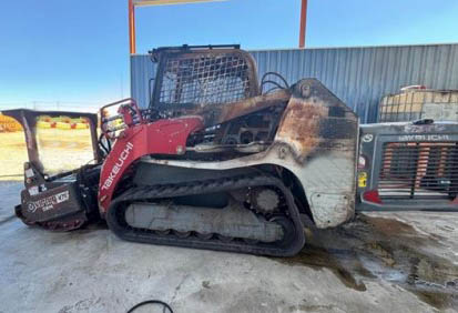 2023 Takeuchi TL12R2 Skid Steer - Image 5