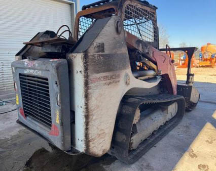 2023 Takeuchi TL12R2 Skid Steer - Image 8