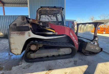 2023 Takeuchi TL12R2 Skid Steer - Image 9