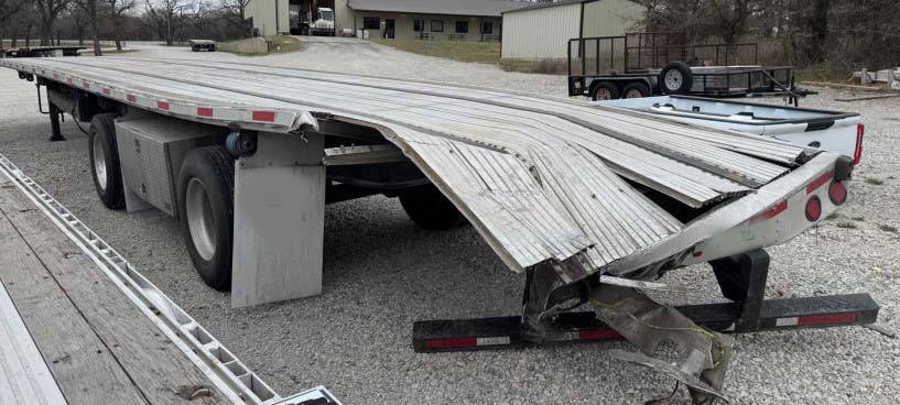 2023 Utility Flatbed Trailer – 53′ - Image 3