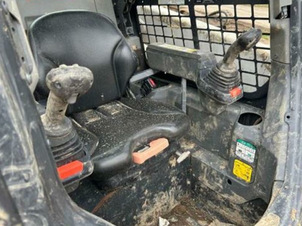 2024 Bobcat T62 Skid Steer - Image 11