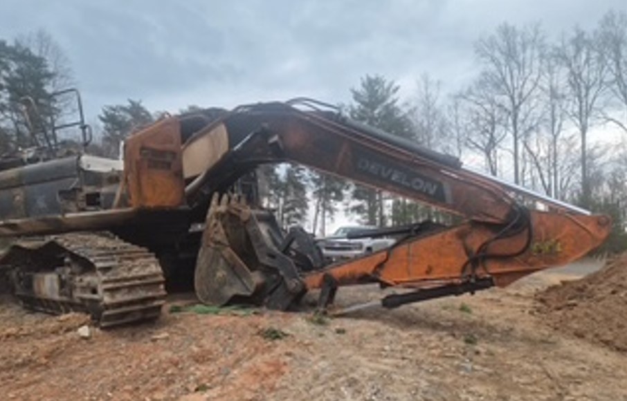 2024 Develon DX225LL Excavator