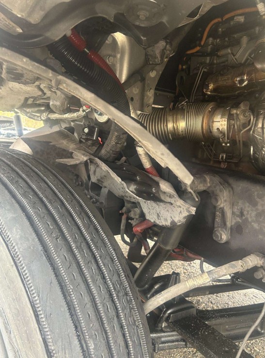 2024 Freightliner Cascadia - Image 4