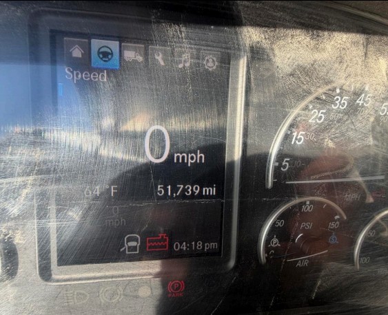 2024 Freightliner M2 w/ 620-16 XD Feed Mixer - Image 2