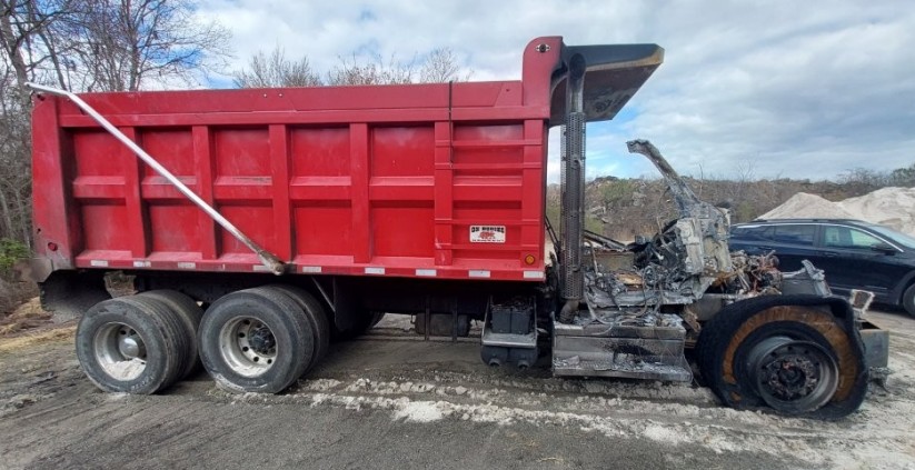 2024 Kenworth T480 Dump Truck - Image 4