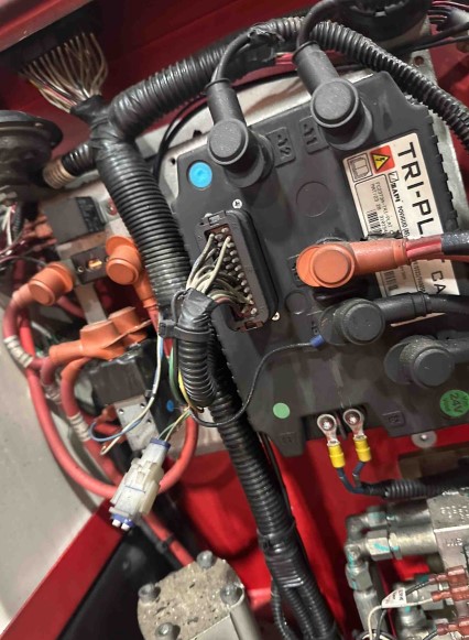 2024 MEC MME-25 Scissor Lift - Image 11