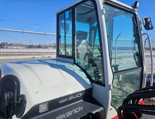 2022 Takeuchi TB370CR Excavator - Image 4