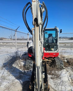 2022 Takeuchi TB370CR Excavator - Image 2