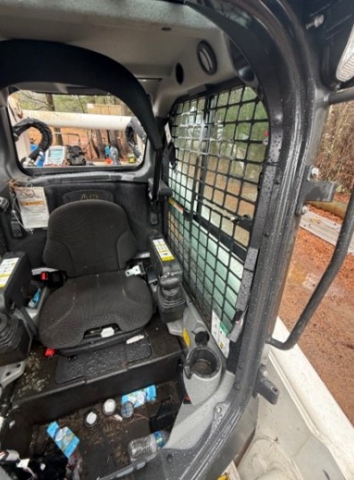2025 Bobcat T770 Skid Steer - Image 15
