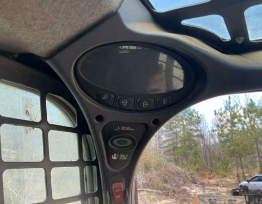 2025 Bobcat T770 Compact Track Loader - Image 19