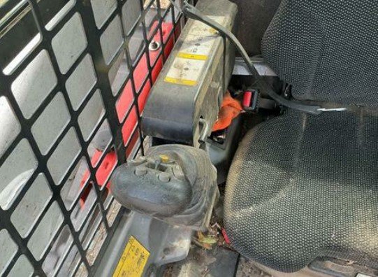 2025 Bobcat T770 Compact Track Loader - Image 20