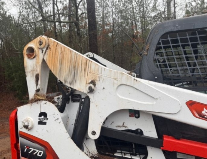 2025 Bobcat T770 Skid Steer - Image 6