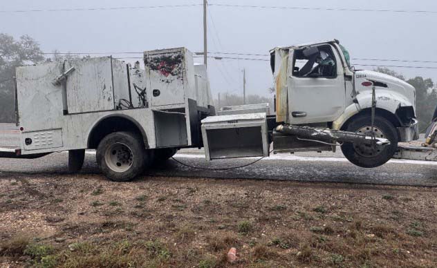 2025 Peterbilt 537 - Image 2