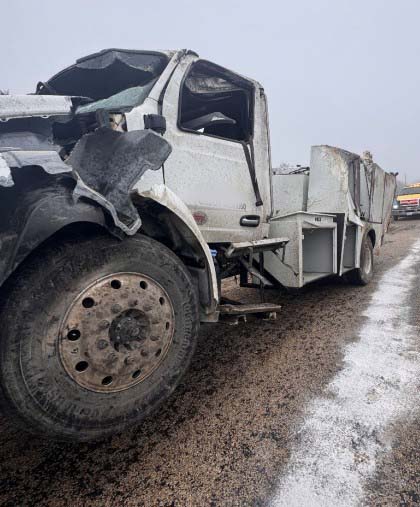 2025 Peterbilt 537 - Image 4