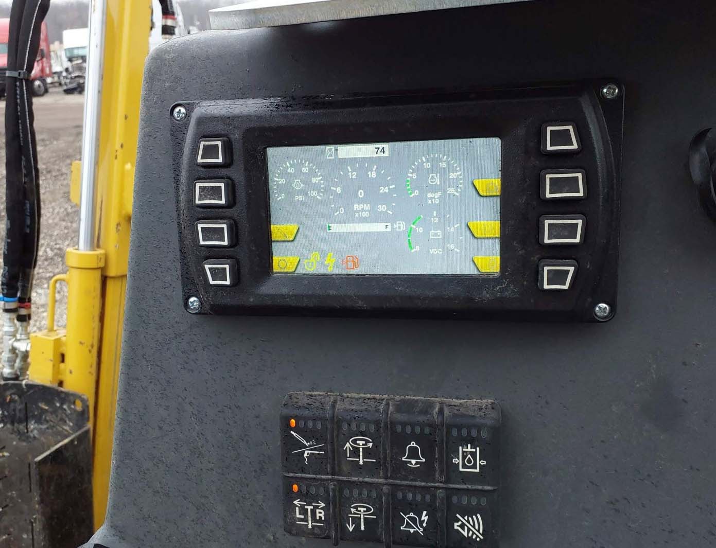 2025 Vermeer Navigator D10X15 SERIES III Boring Machine - Image 12