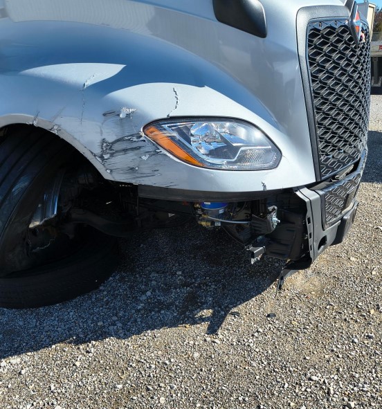 2026 International LT62F - Image 3