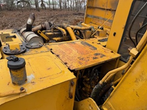 John Deere 490E Excavator - Image 2