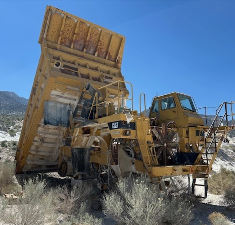 Various Off Highway Trucks & Loaders - Image 11
