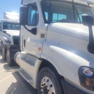 2017 Freightliner Cascadia (215)