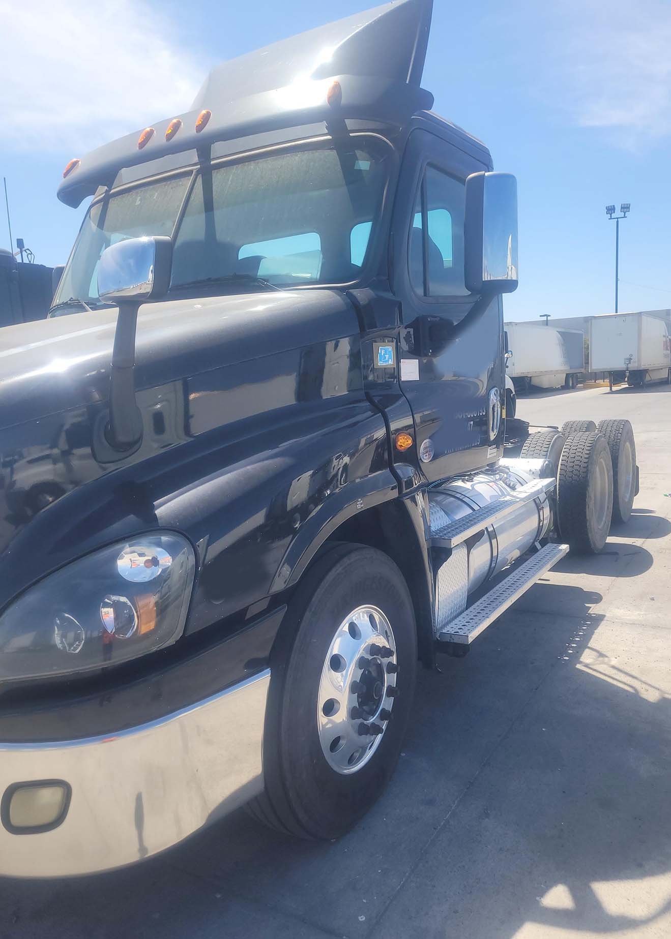 2017 Freightliner Cascadia (289)