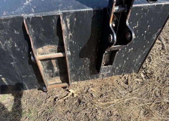 Farmhand XL1140 Loader (LOADER ONLY) - Image 6