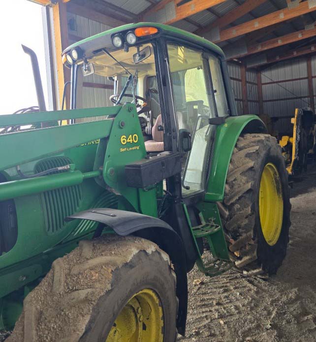 2004 John Deere 6320 Tractor