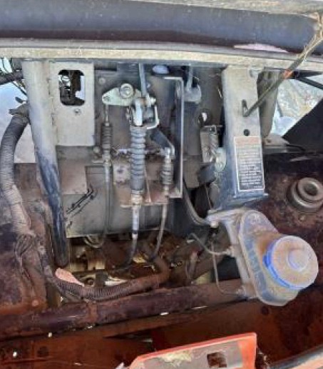 2004 Kubota RTV900 - Image 12