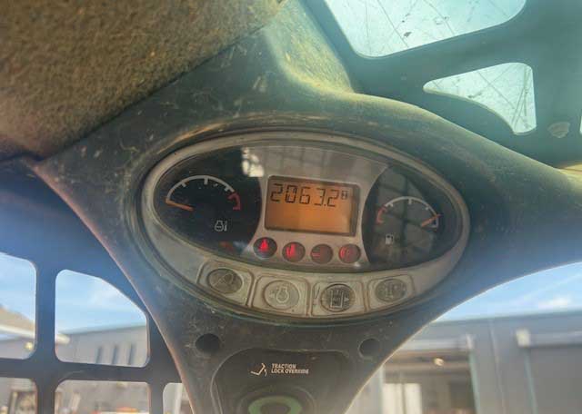 2017 Bobcat T590 Skid Steer - Image 3