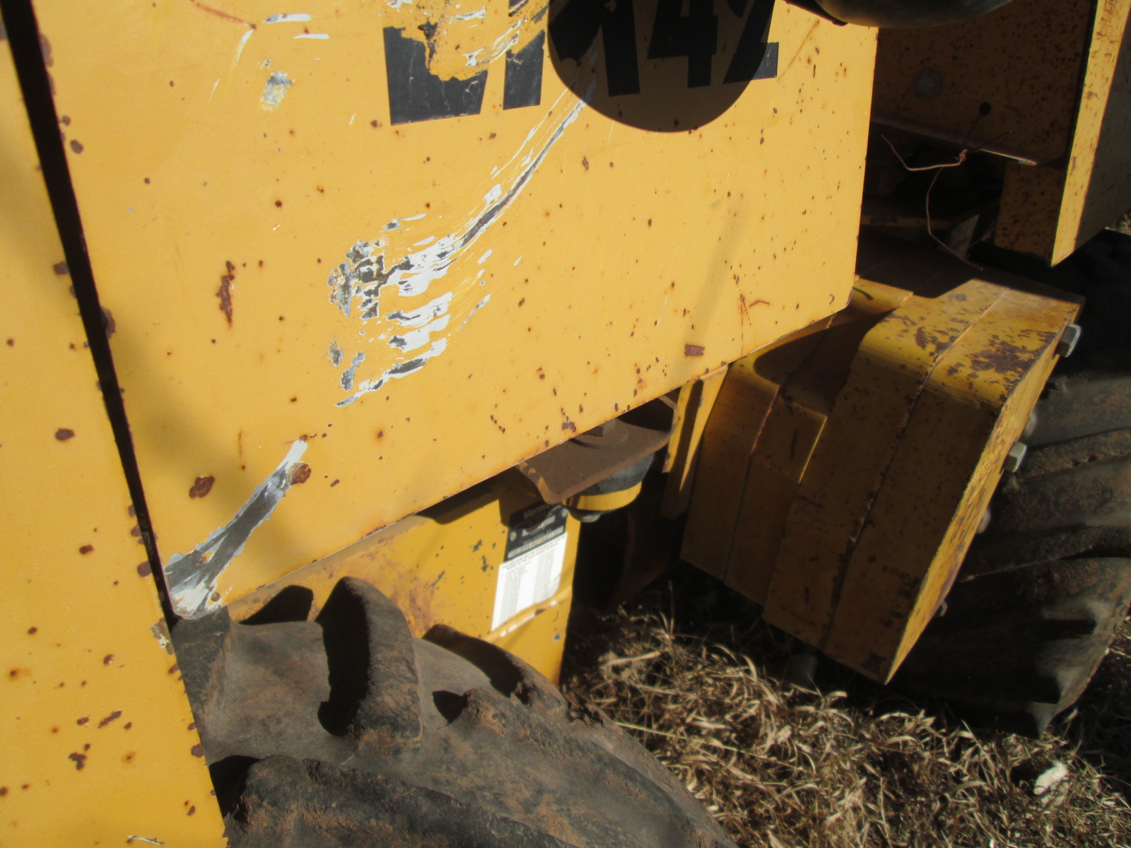 2002 Vermeer LM42 Trencher - Image 16