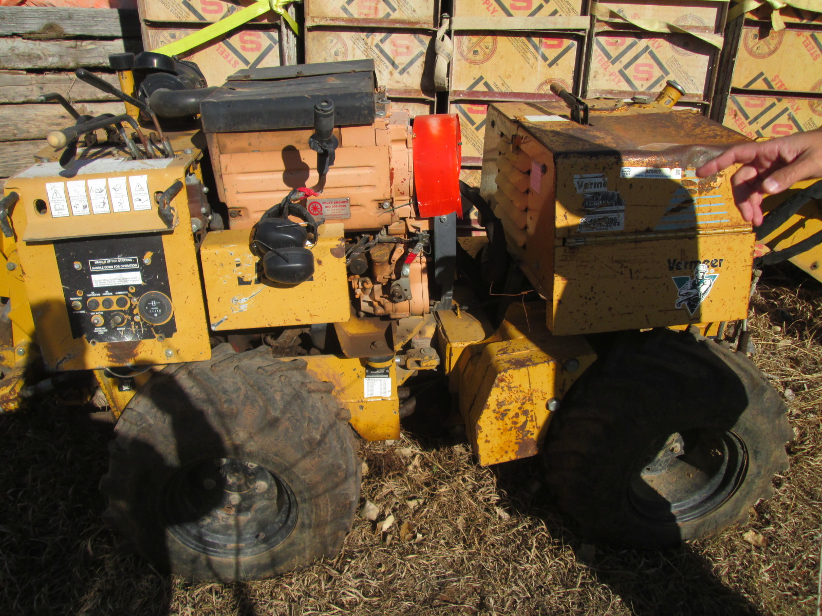 2002 Vermeer LM42 Trencher - Image 4