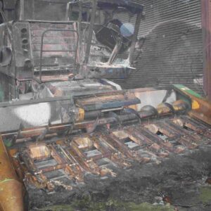 1981 John Deere 6620 Combine and 1986 John Deere 643 Corn Head