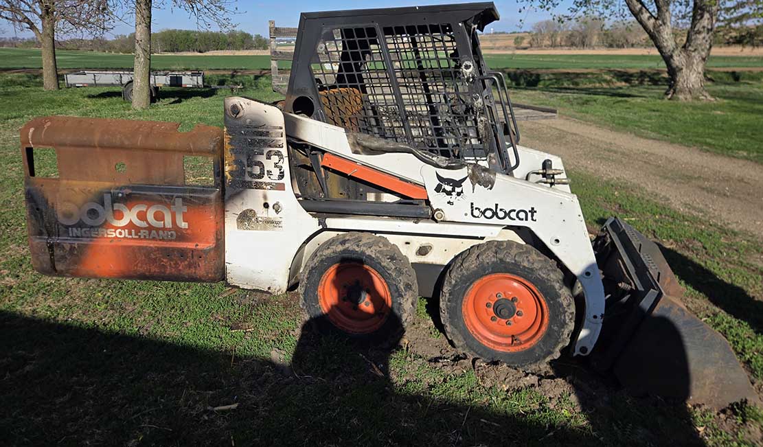 1999 Bobcat 553F Skid Steer - Image 5