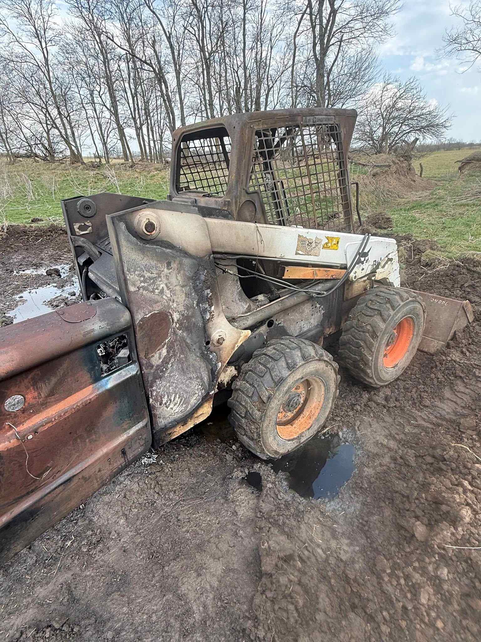 2000 Bobcat 863 Skid Steer - Image 4