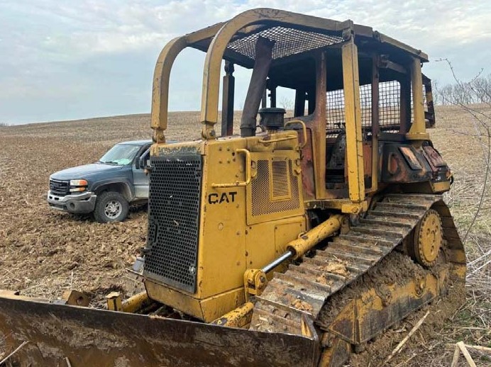 1990 Caterpillar D5H Dozer