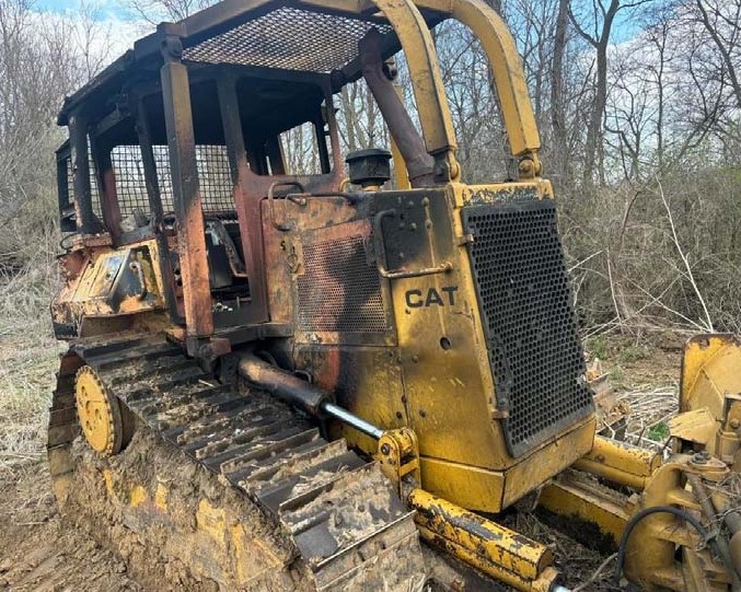 1990 Caterpillar D5H Dozer - Image 3