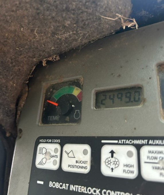 2001 Bobcat 773 Skid Steer - Image 5