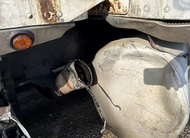 2001 Peterbilt 379 - Image 21