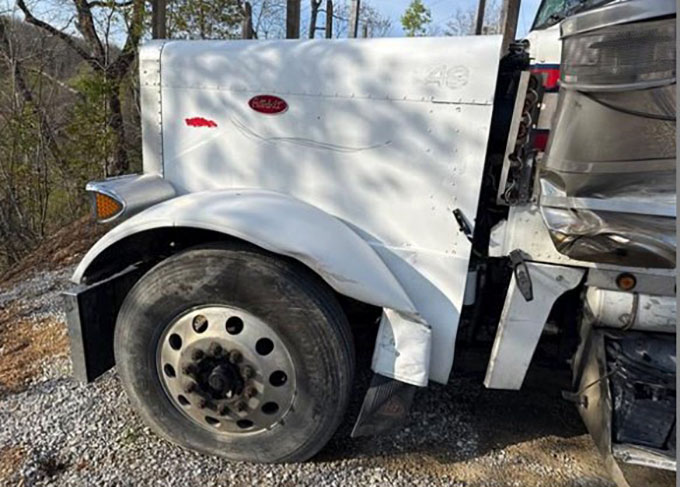 2001 Peterbilt 379 - Image 8