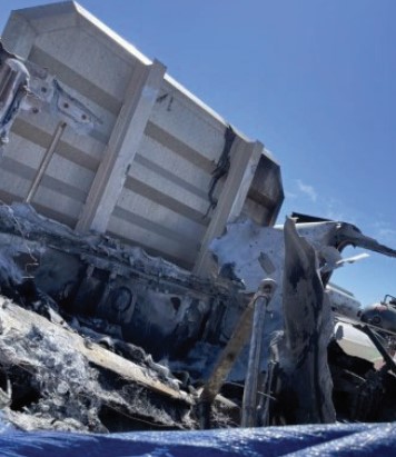 2003 Peterbilt 379 - Image 16