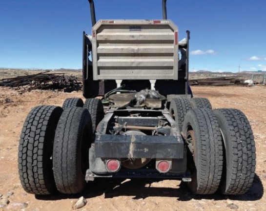 2003 Peterbilt 379 - Image 6