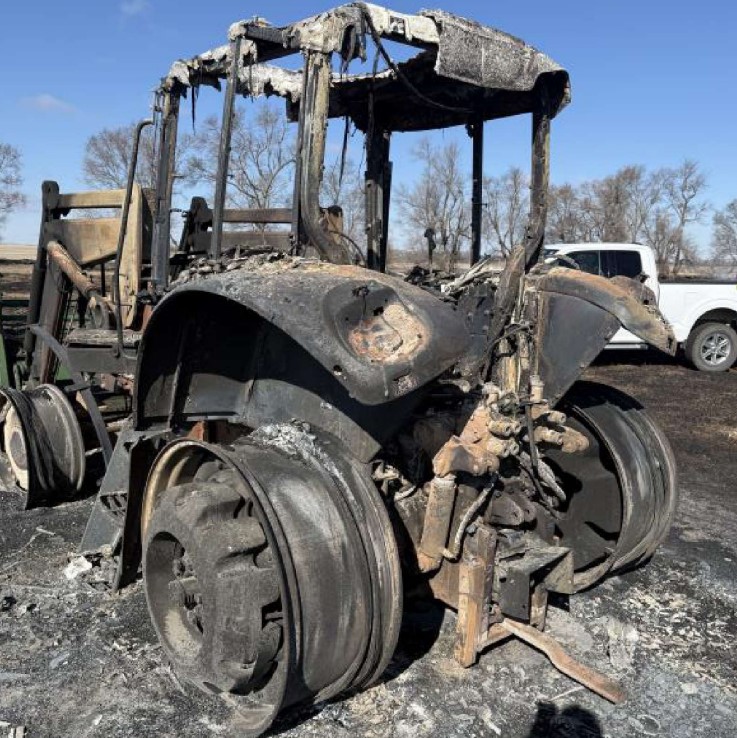 2004 John Deere 7320 Tractor - Image 3