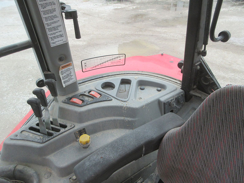 2004 Massey Ferguson 4355 Tractor - Image 17