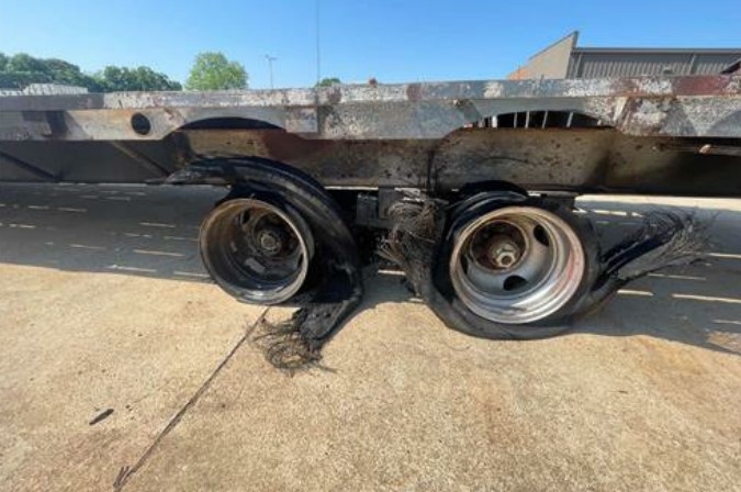 2004 Rollins Equipment 5480 Trailer - Image 9