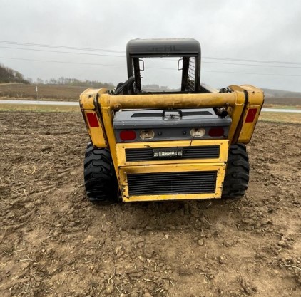 2005 Gehl 7800 Turbo Skid Steer - Image 4