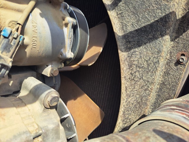 2005 Western Star 4900FA Dump Truck - Image 12