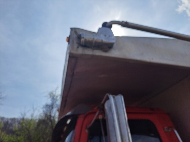 2005 Western Star 4900FA Dump Truck - Image 25