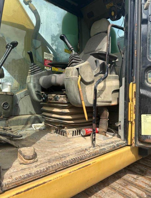 2006 Caterpillar 330D L Excavator - Image 19