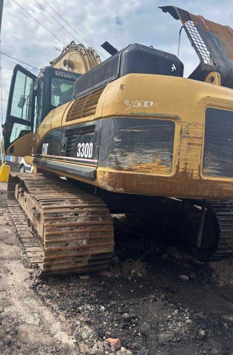 2006 Caterpillar 330D L Excavator - Image 3