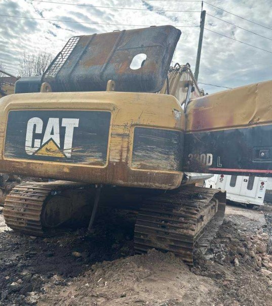 2006 Caterpillar 330D L Excavator - Image 7
