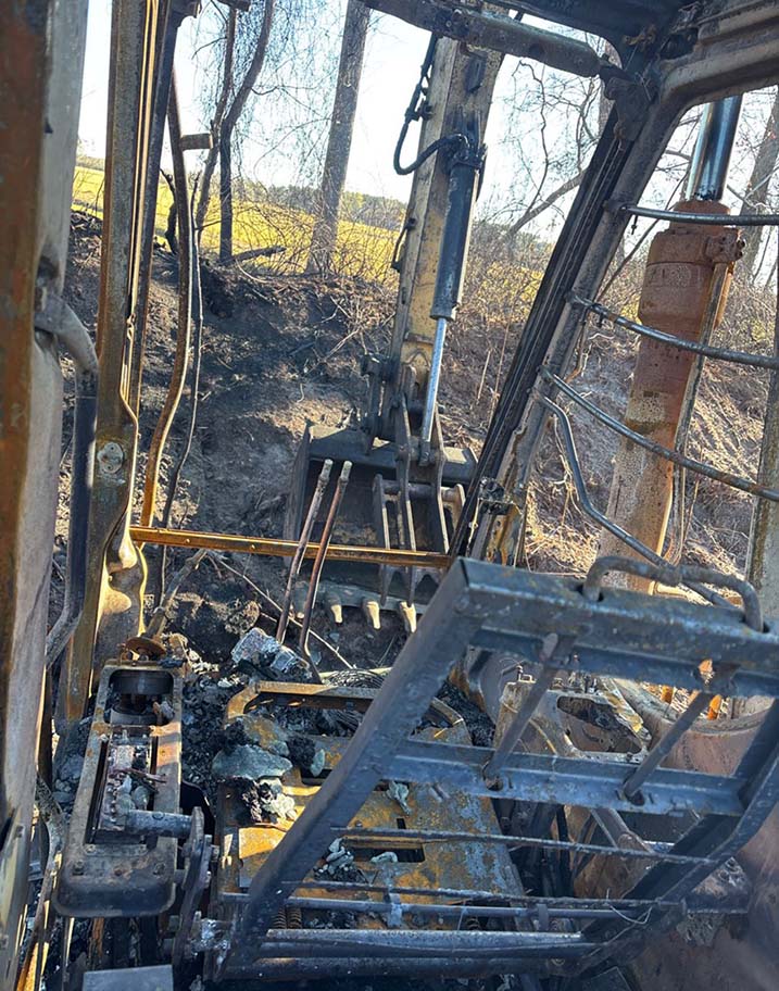 2006 John Deere 120C Excavator - Image 14